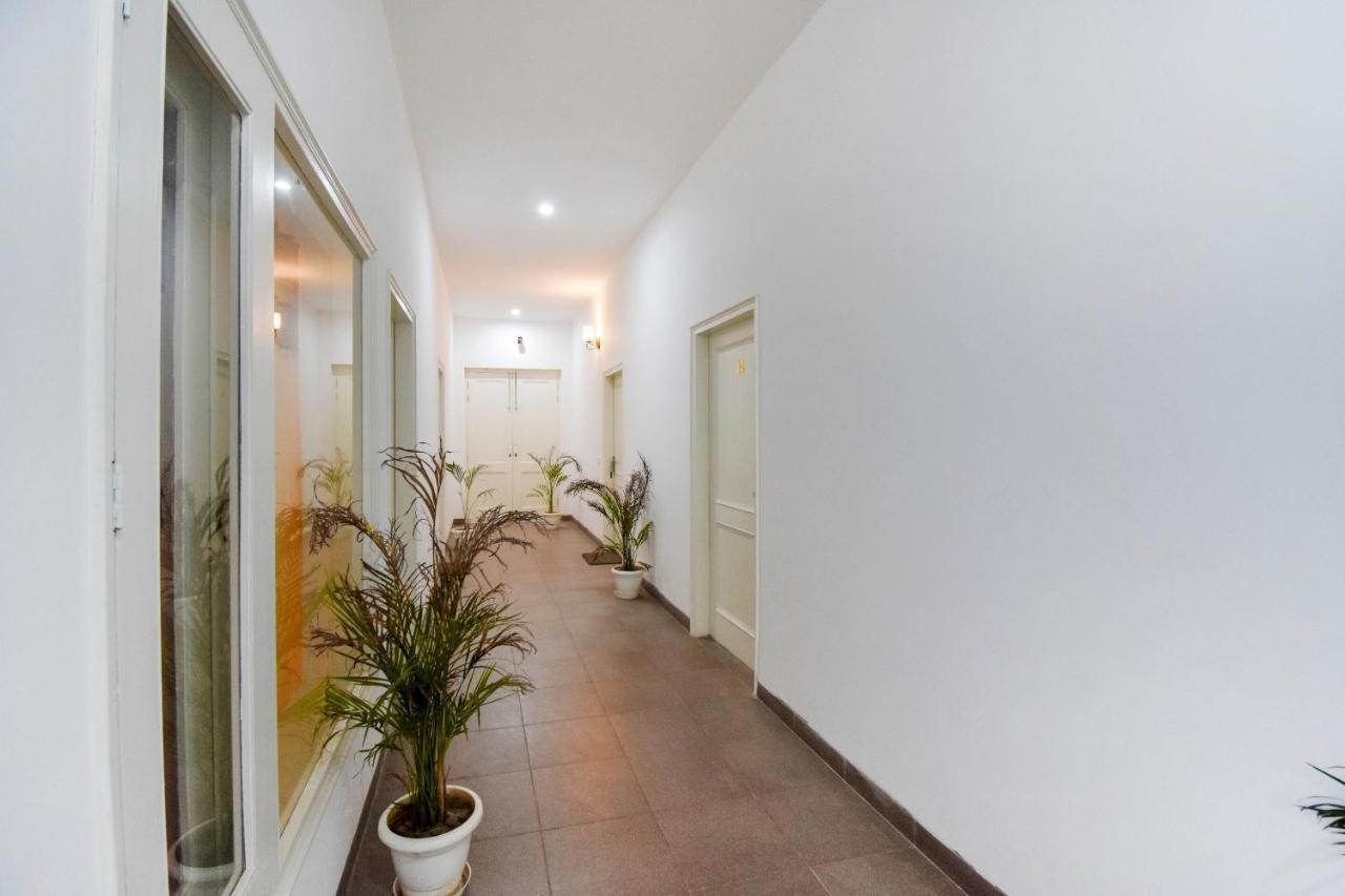 Oyo 75460 Sky High Residency Hotel Ludhiana Bagian luar foto