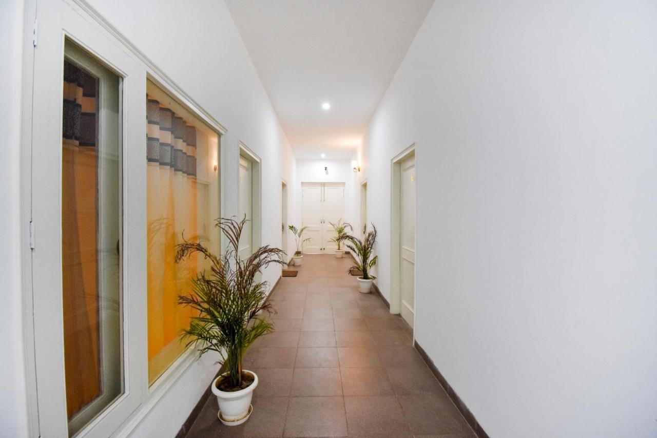 Oyo 75460 Sky High Residency Hotel Ludhiana Bagian luar foto