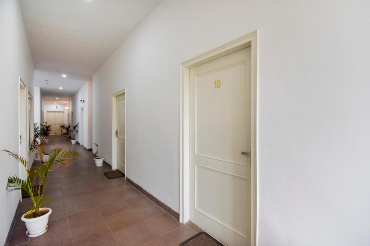 Oyo 75460 Sky High Residency Hotel Ludhiana Bagian luar foto
