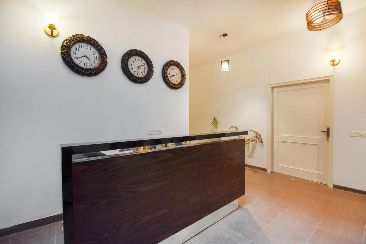 Oyo 75460 Sky High Residency Hotel Ludhiana Bagian luar foto