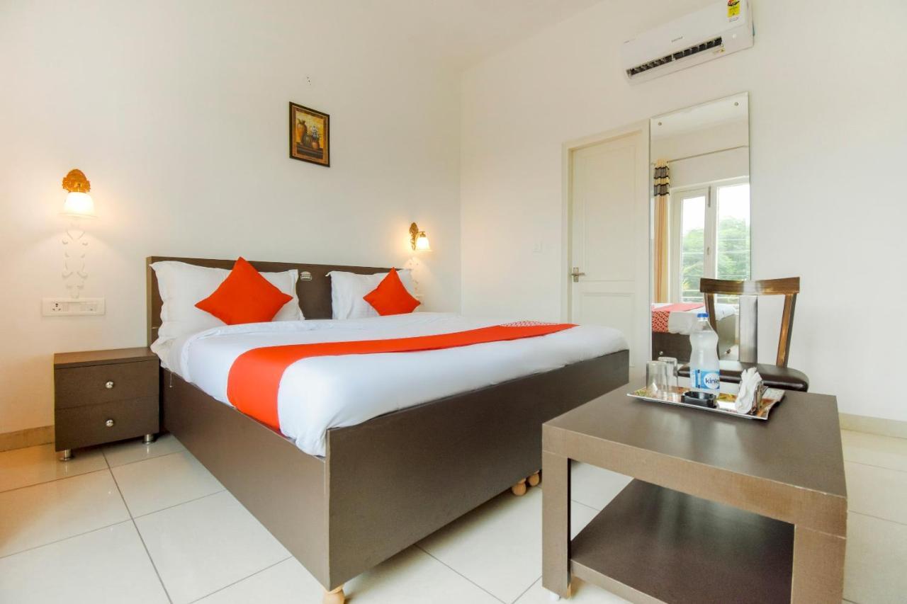 Oyo 75460 Sky High Residency Hotel Ludhiana Bagian luar foto